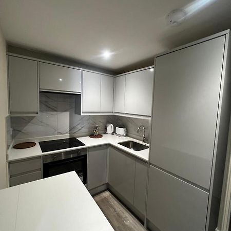Flat In London Apartment Bagian luar foto