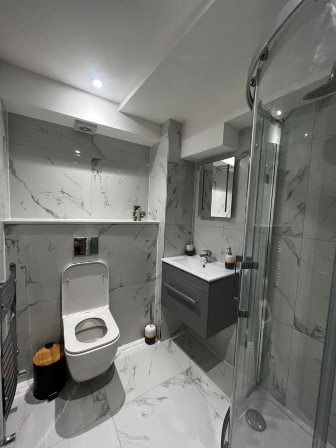 Flat In London Apartment Bagian luar foto